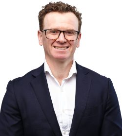 GRH110_HeadshotResize_1440x1800px_C013